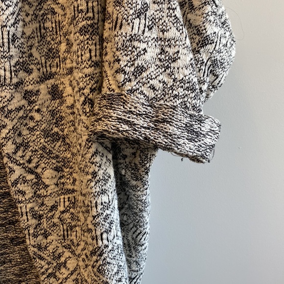 Streetwear Society Cardigan - Picture 2 of 3